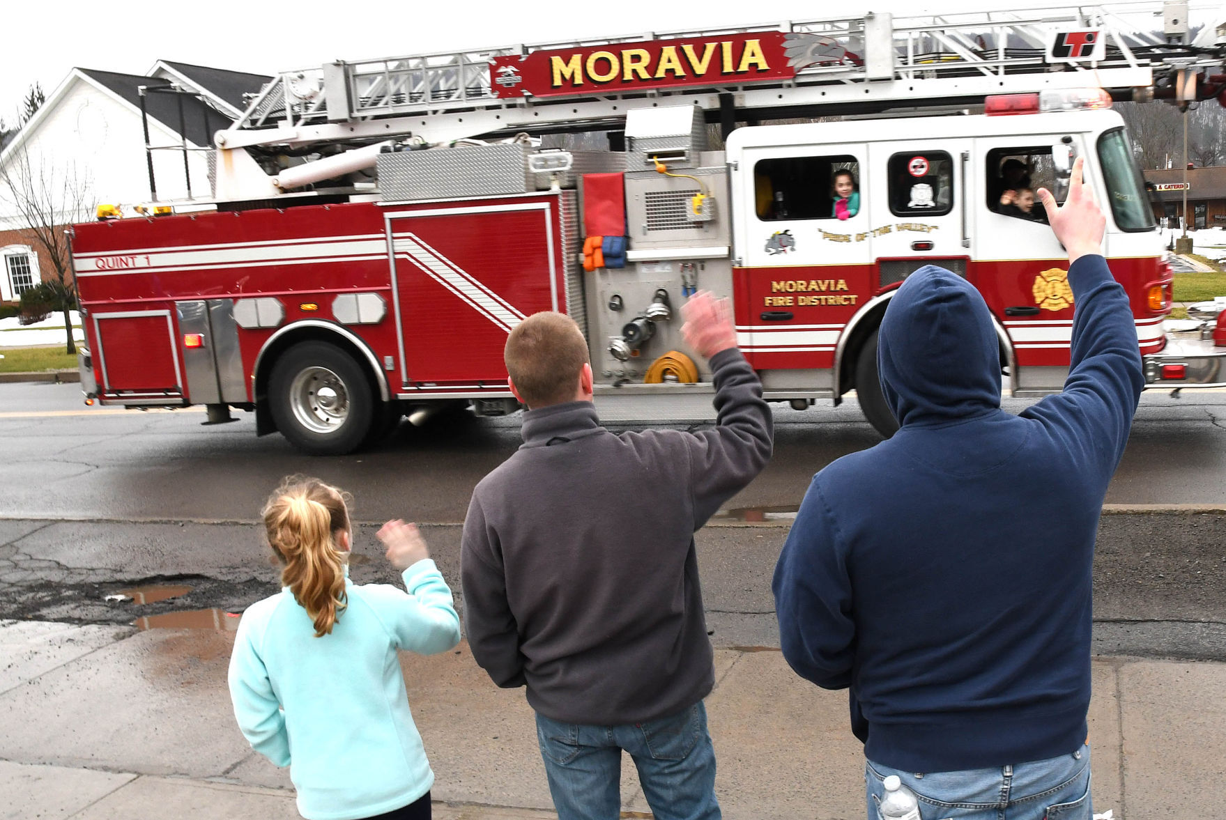 Moravia basketball celebration